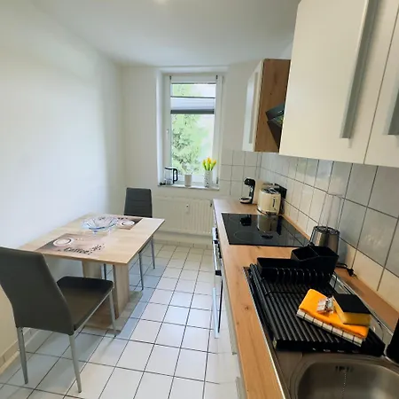 Modern Business Doberaner Platz Wifi&workspace Apartment